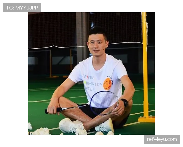 蔡赟退役后还在坚持每天五点起床拉练？这自律看得我手机都拿不稳了